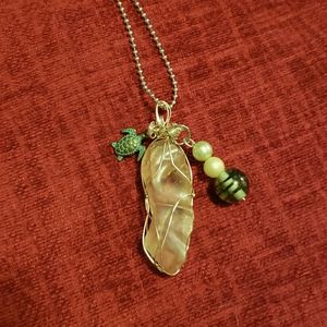 Ball link Quartz Necklace with turtle and beads